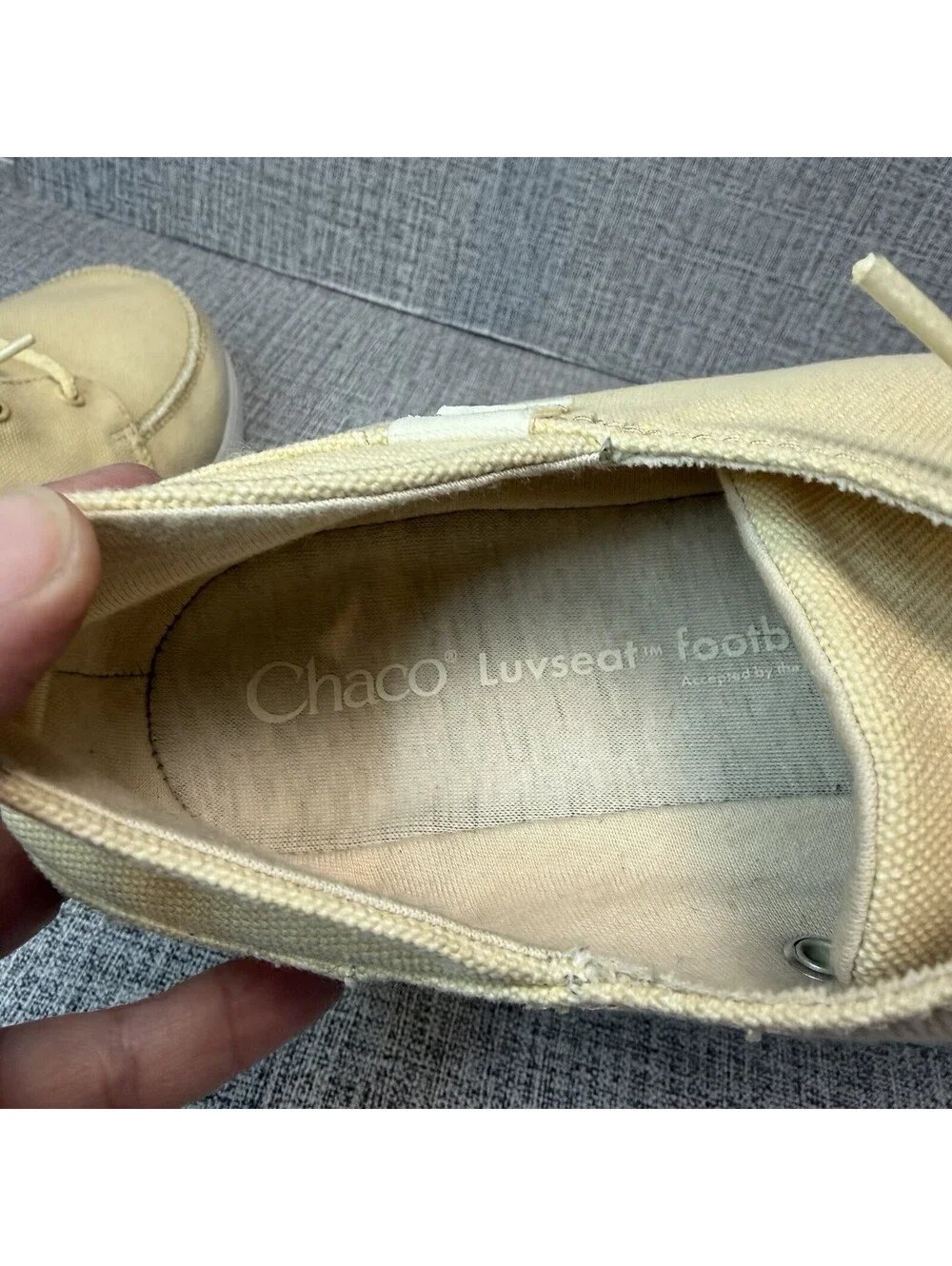 Chaco Shoes Women's Size 10 Butter Yellow Chillos Lace Up Canvas Sneakers